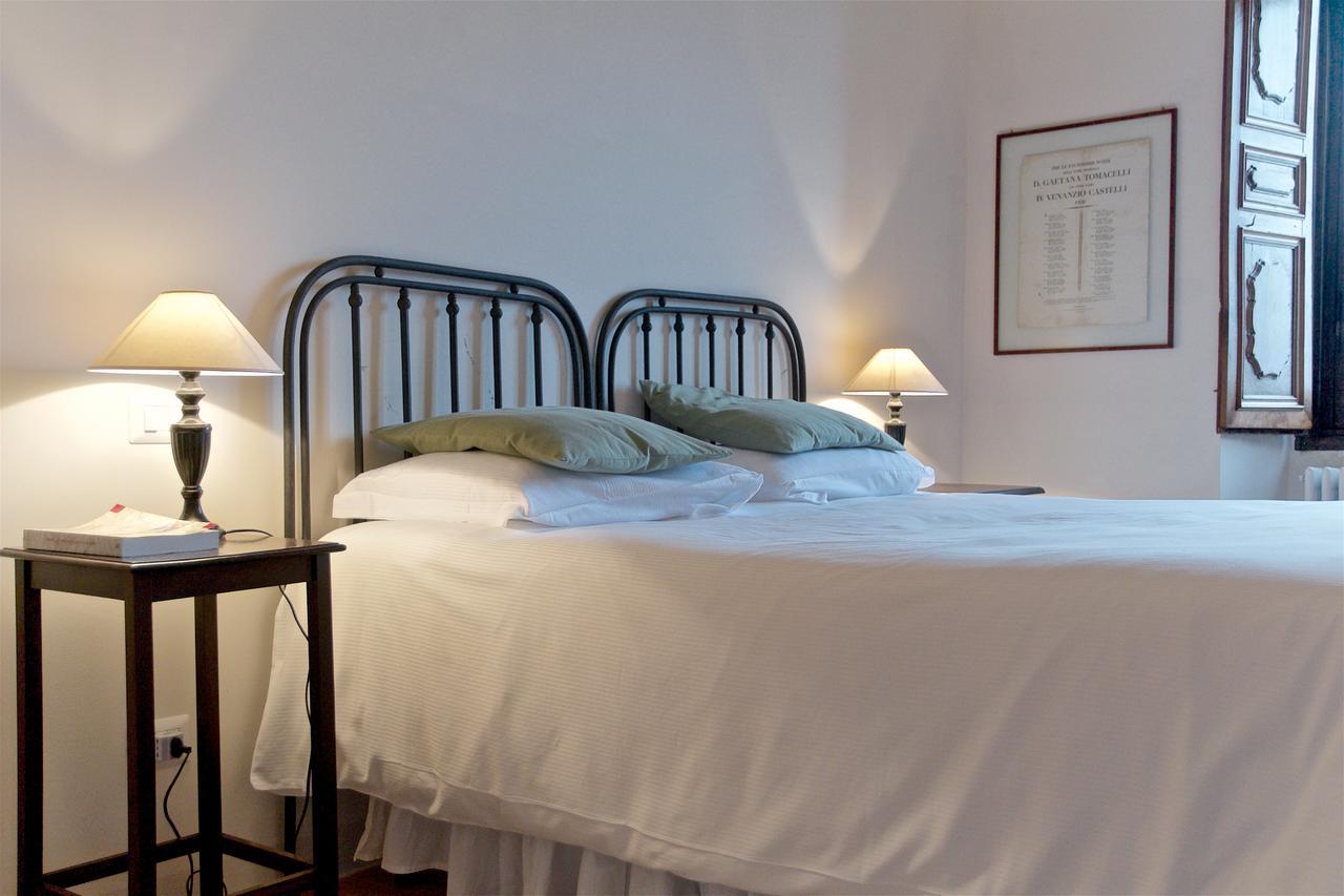 Casa Rosati Hotell Fontecchio Eksteriør bilde