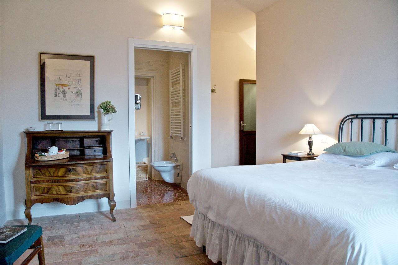 Casa Rosati Hotell Fontecchio Eksteriør bilde