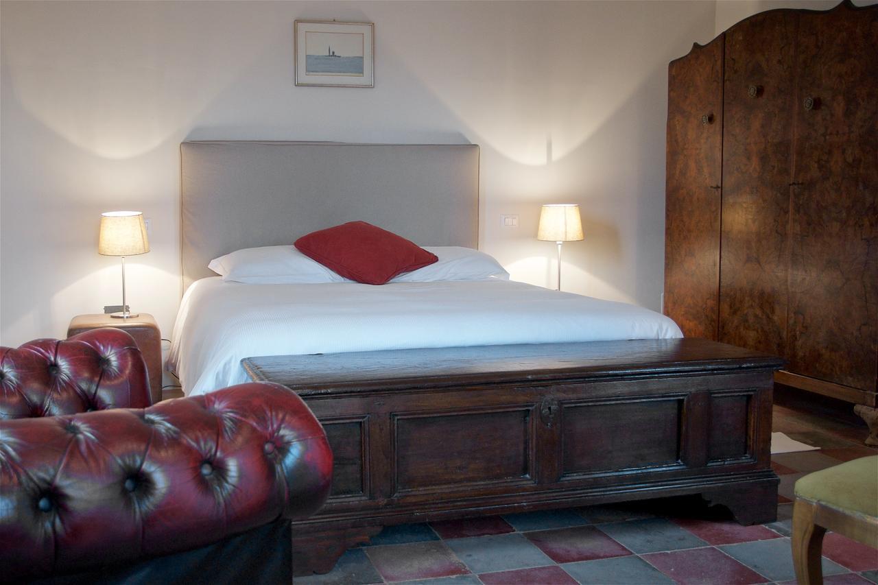 Casa Rosati Hotell Fontecchio Eksteriør bilde